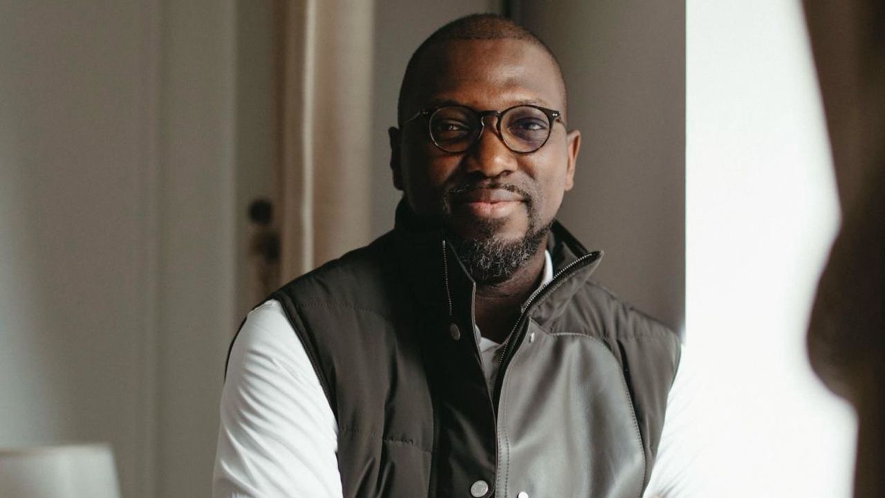 Mr Olugbenga Agboola